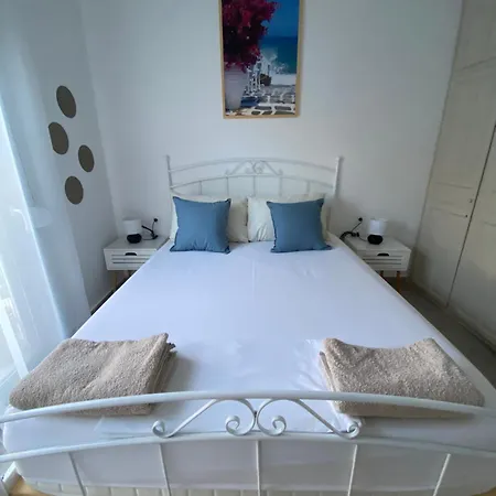 Wee Hoose Apartment Skiathos Town