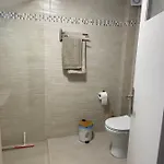 Wee Hoose * スキアトスタウン