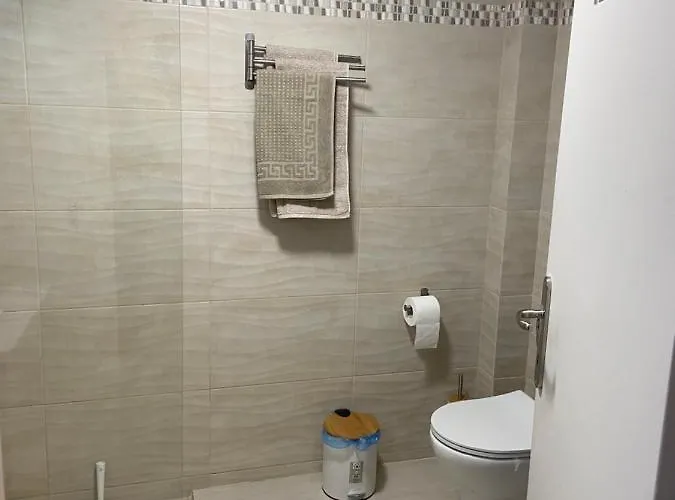 Wee Hoose * Skiathos Town