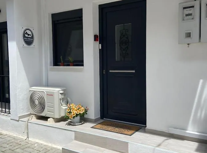 Apartamento Wee Hoose